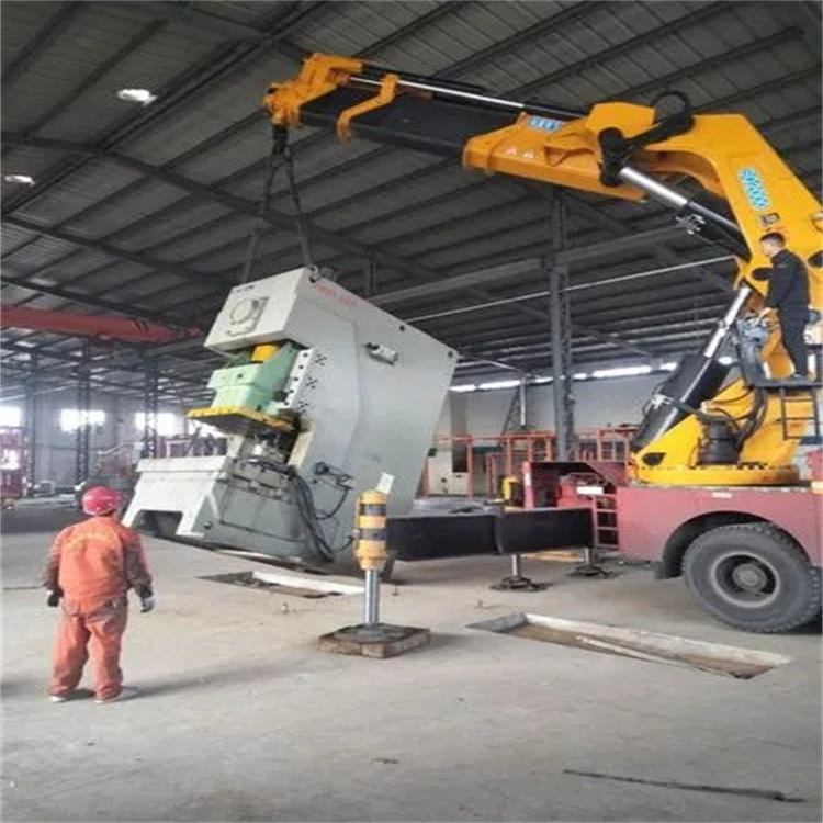 黄山徽州80吨折臂吊车出租附近电话